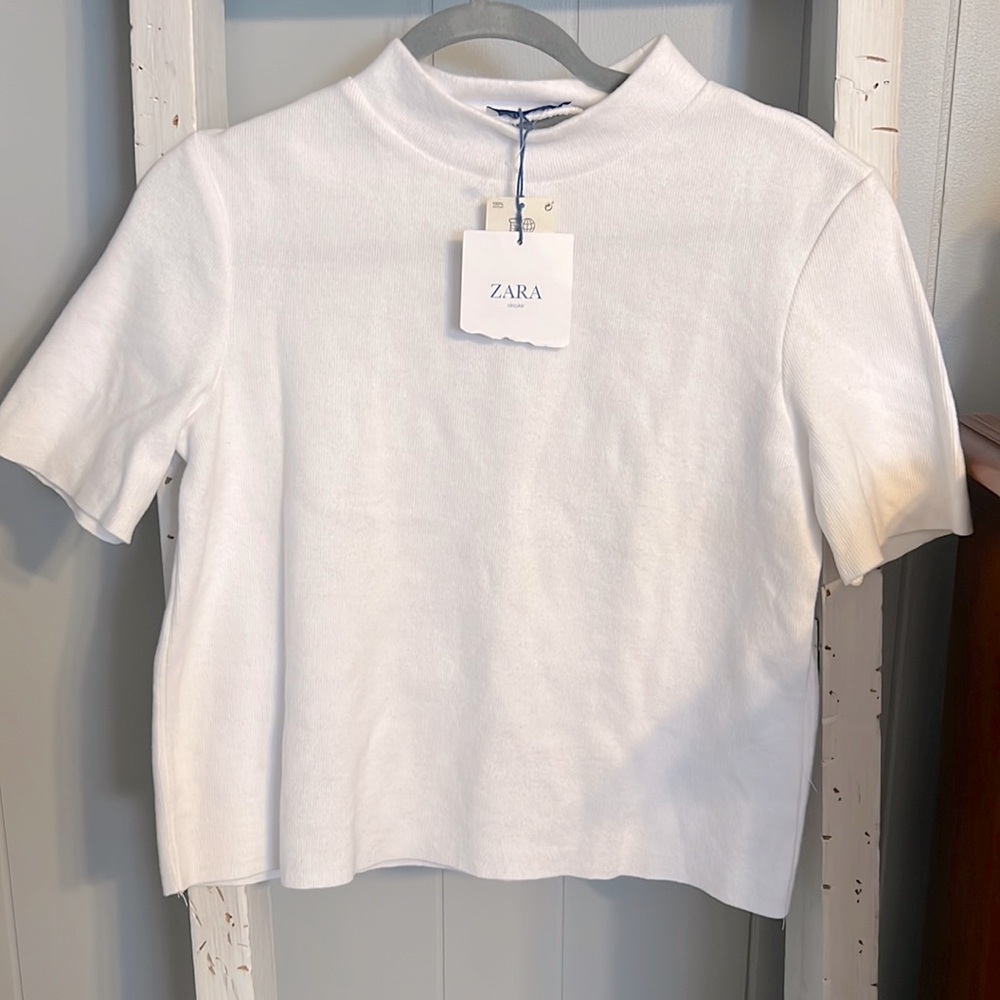 Zara white heavy knit shirt